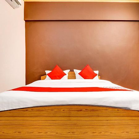 Hotel O Star City Hotel Ayodhya Eksteriør bilde