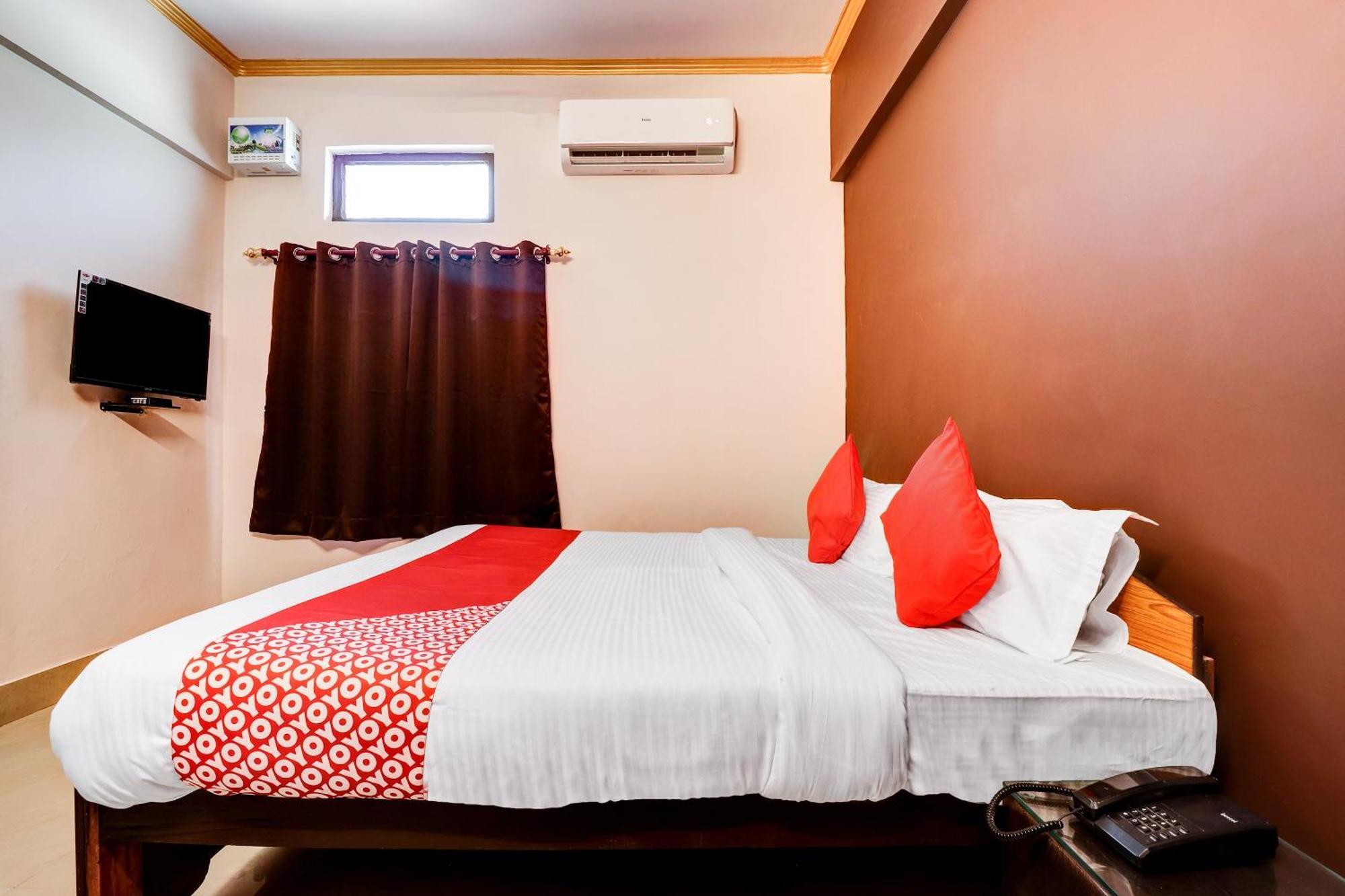 Hotel O Star City Hotel Ayodhya Eksteriør bilde