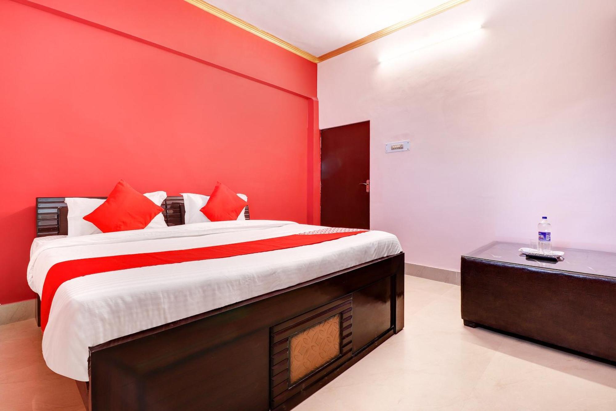 Hotel O Star City Hotel Ayodhya Eksteriør bilde