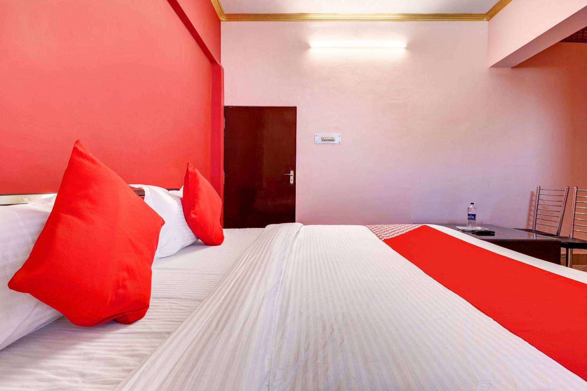 Hotel O Star City Hotel Ayodhya Eksteriør bilde