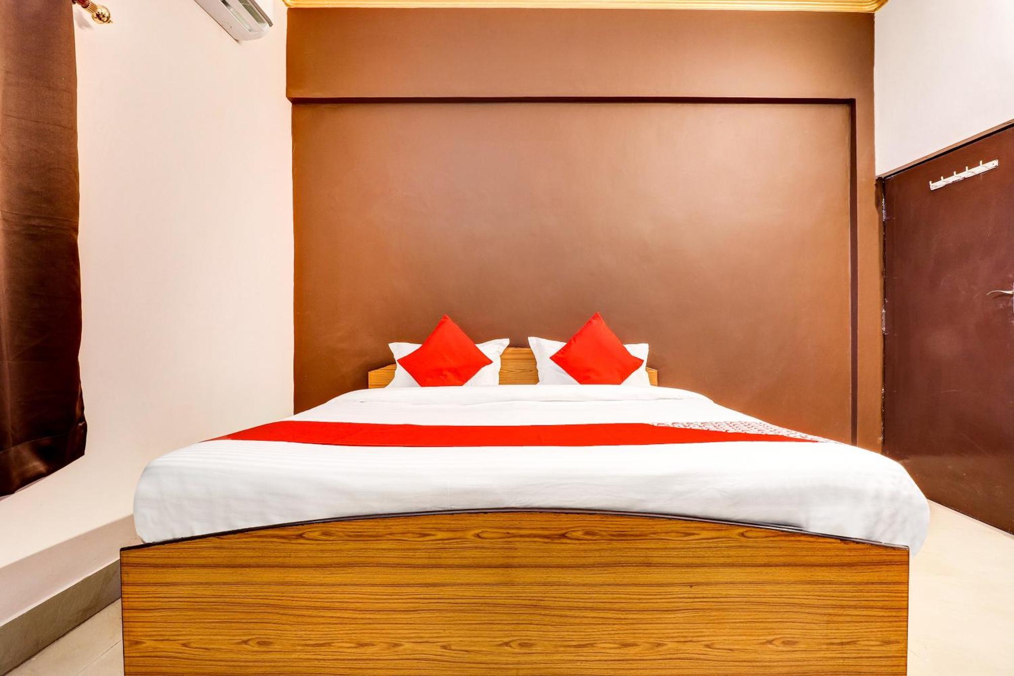 Hotel O Star City Hotel Ayodhya Eksteriør bilde